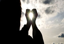 开云官网-布宜诺斯艾利斯独立中场控制加强，争取比赛主动权