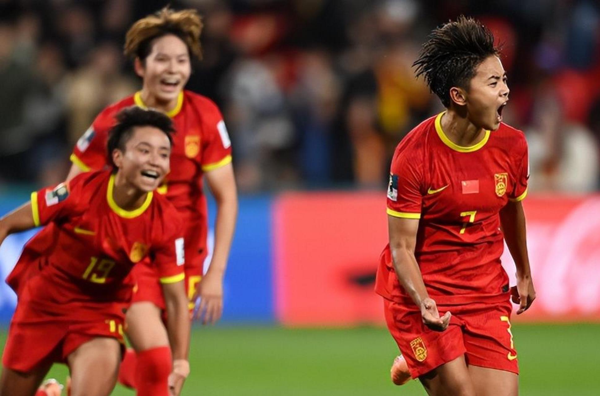 -关于中国女足备战奥运，士气高涨迎接挑战的信息