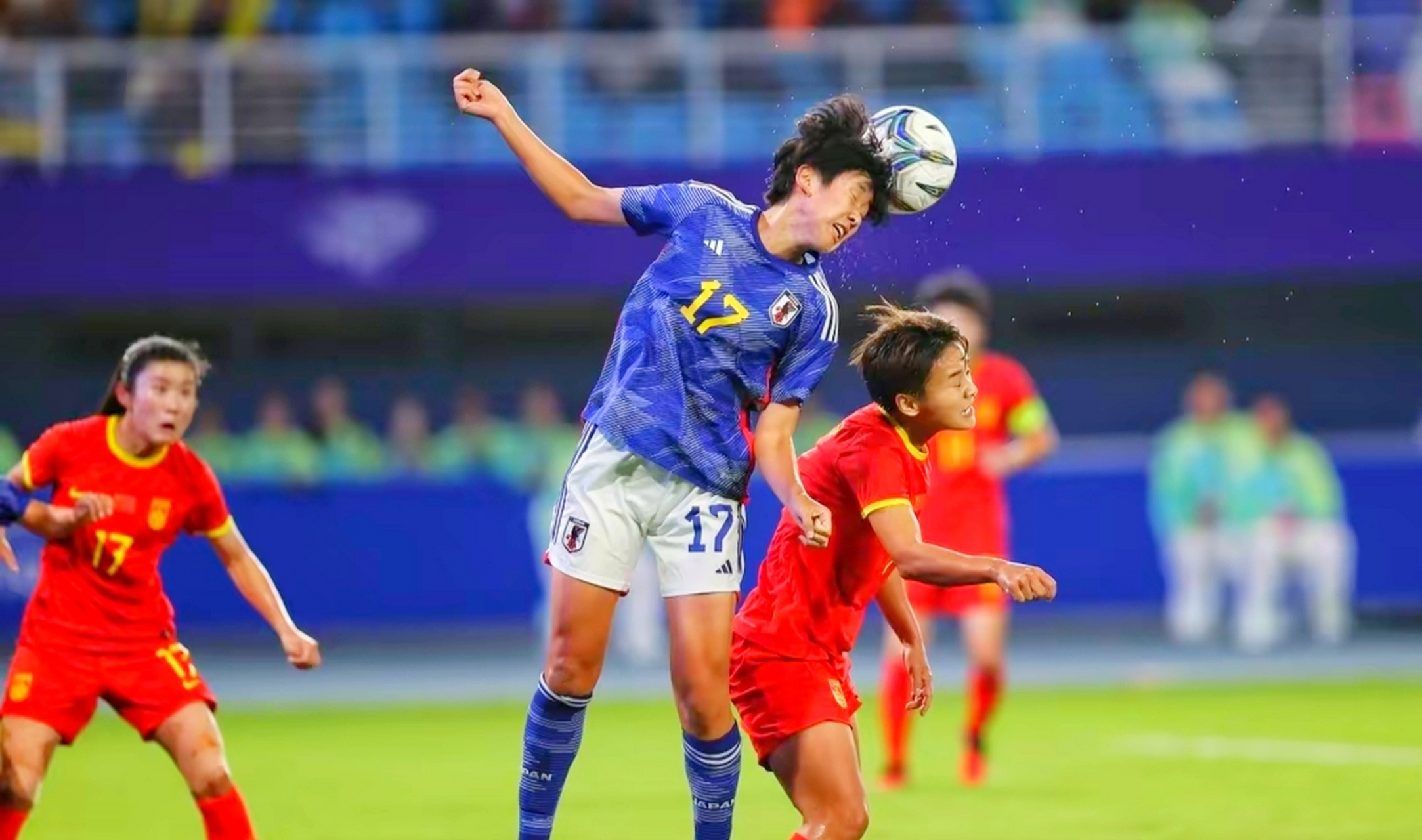 关于中国女足备战奥运，士气高涨迎接挑战的信息