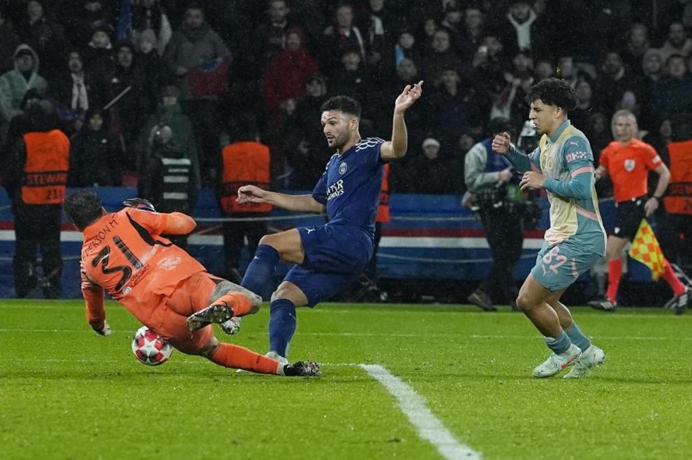 开云平台-阿贾克斯-击败安郅，后者遭遇欧冠小组赛淘汰