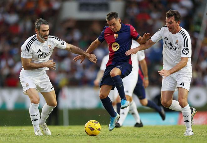 巴塞罗那主场大胜，淘汰赛前景一片光明