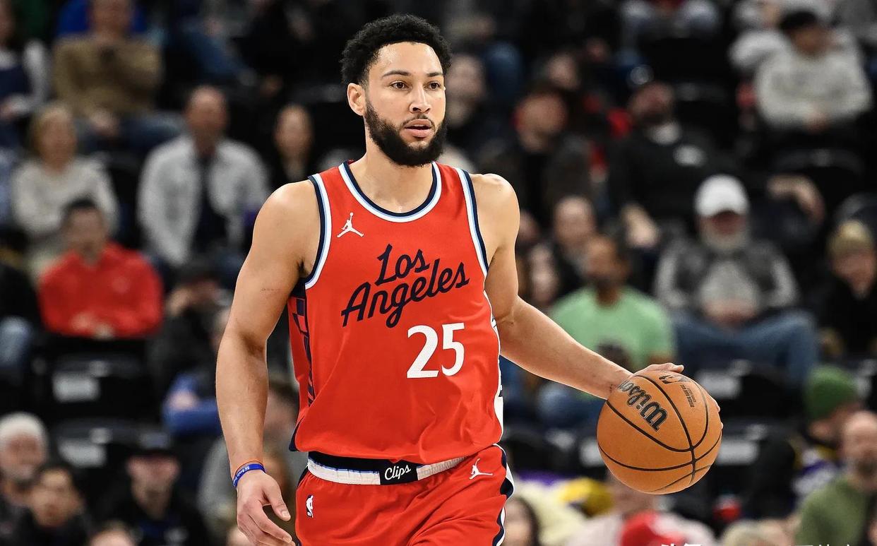 开云APP-雄鹿核心联手逆转胜利，展现默契配合之道！的简单介绍