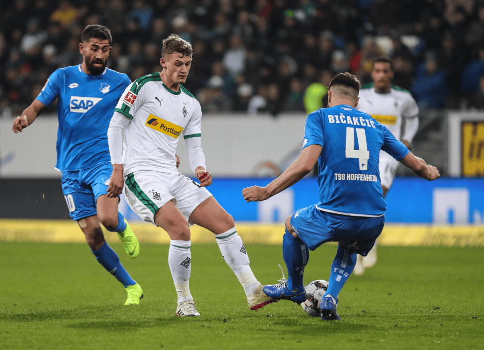 开云体育-汉堡红钻战胜云达不莱梅，迎来赛季首胜的简单介绍