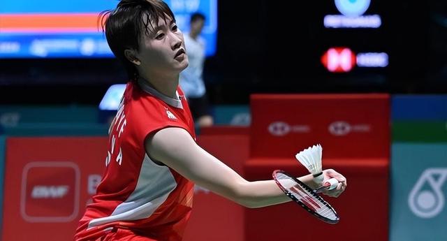 关于羽毛球女单比赛一触即发,选手实力对决的信息 关于羽毛球女单比赛一触即发,选手实力对决的信息