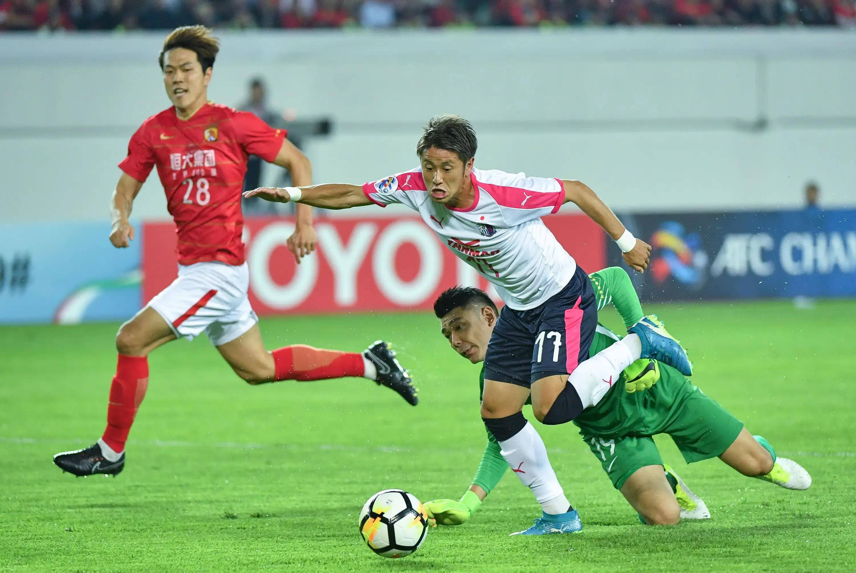 阿联酋球队实力不俗,豪取客场三分 阿联酋球队实力不俗,豪取客场三分