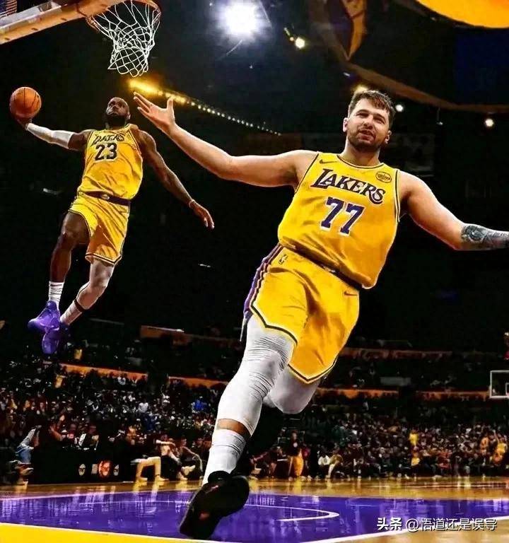 -出色得分！球员独揽高分带领球队获胜的简单介绍