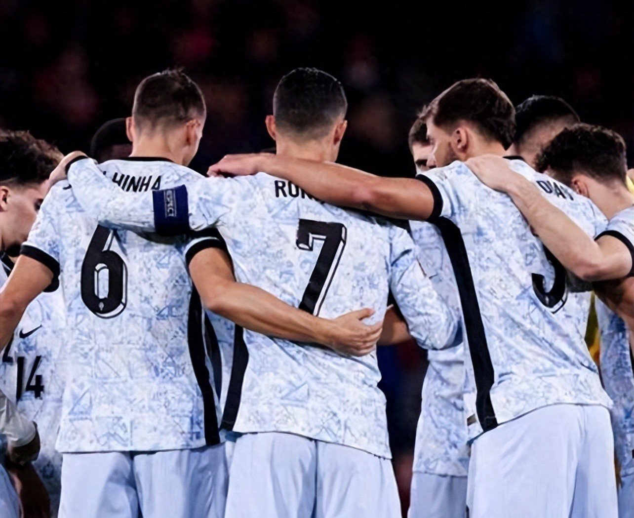 开云体育登录-精彩纷呈！欧洲国家队互相拼杀的简单介绍