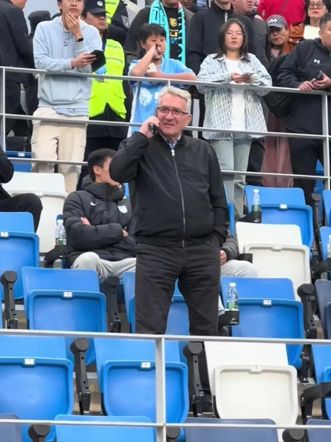 开云官网-包含国际足坛不停爆出新闻，消息面火爆异常的词条