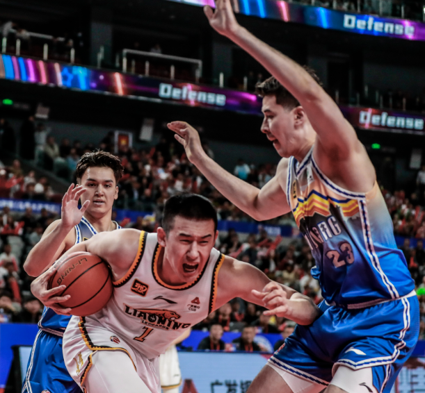 新疆队内部生变，球员之间传出不和谣言