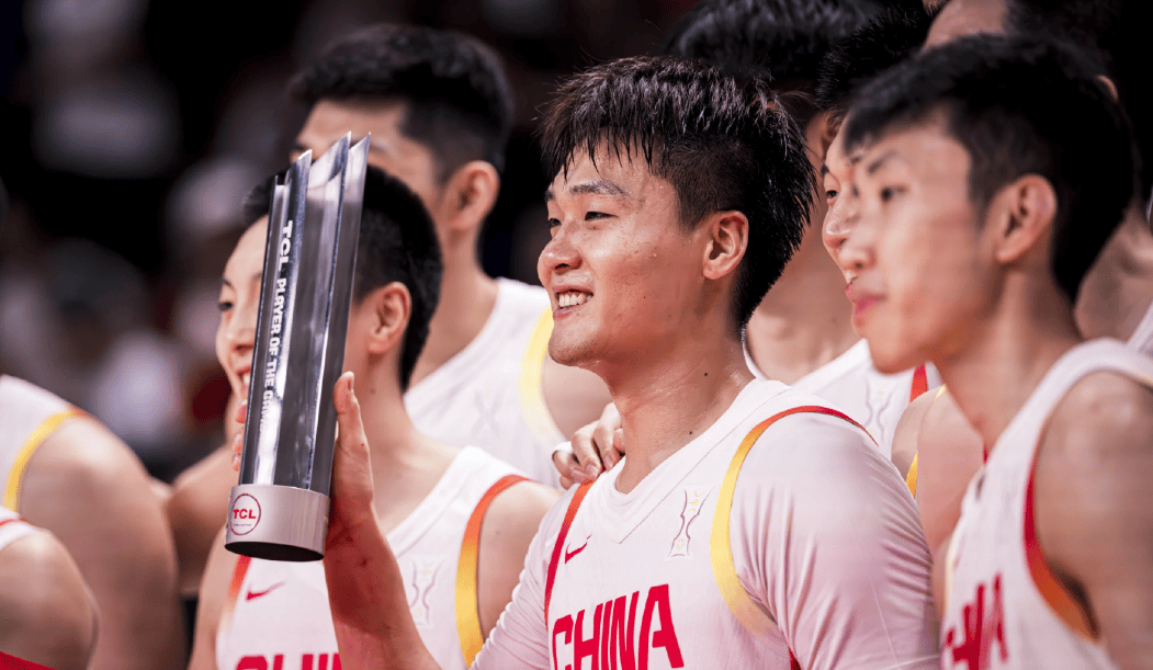 江苏男篮备战决赛,士气高涨 江苏男篮备战决赛,士气高涨