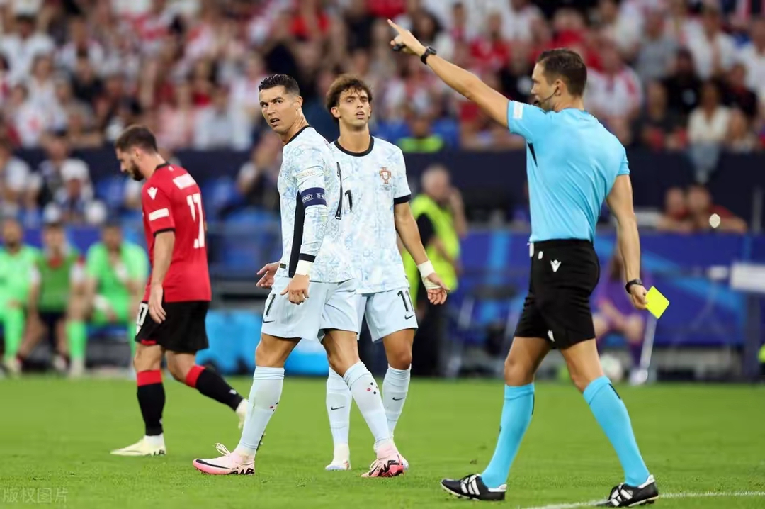 欧洲杯小组赛末轮葡萄牙队大胜意大利 欧洲杯小组赛末轮葡萄牙队大胜意大利