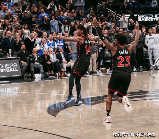 魔术队胜活塞接四连败