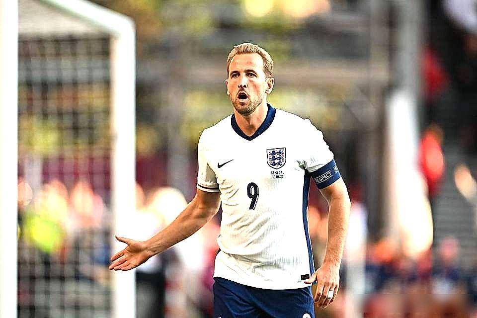 沃尔夫斯堡前锋进球功臣,球队取胜的关键人物 沃尔夫斯堡前锋进球功臣,球队取胜的关键人物