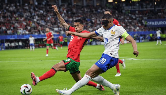 开云体育APP下载-法国队横扫波兰队，梁靖崑高光表现