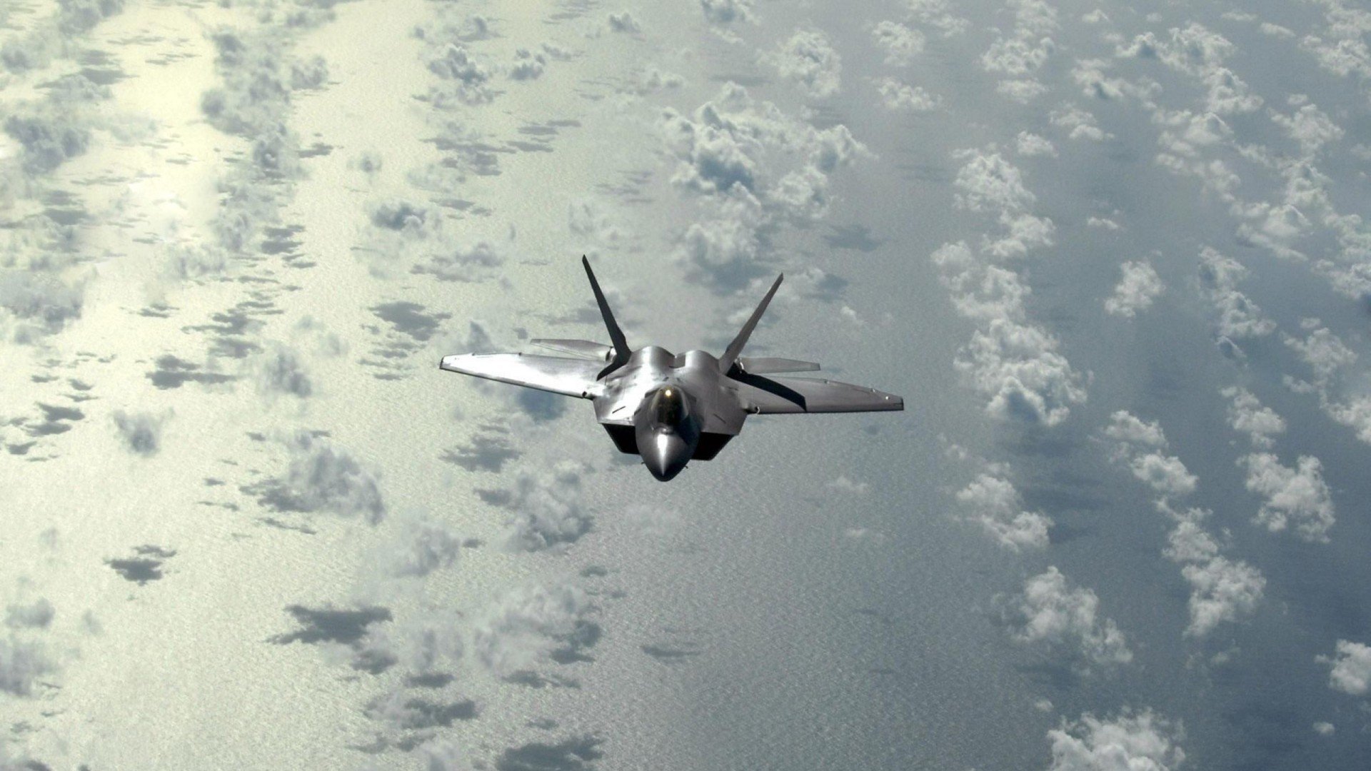 开云体育下载-亚特兰大用意志封锁巴黎，弗拉霍维奇在钢铁森林中成为关键先生