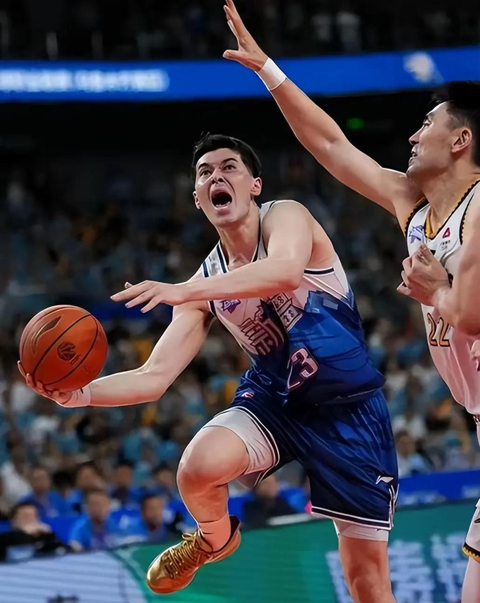 辽宁队力克北京队，贝恩成为关键先生