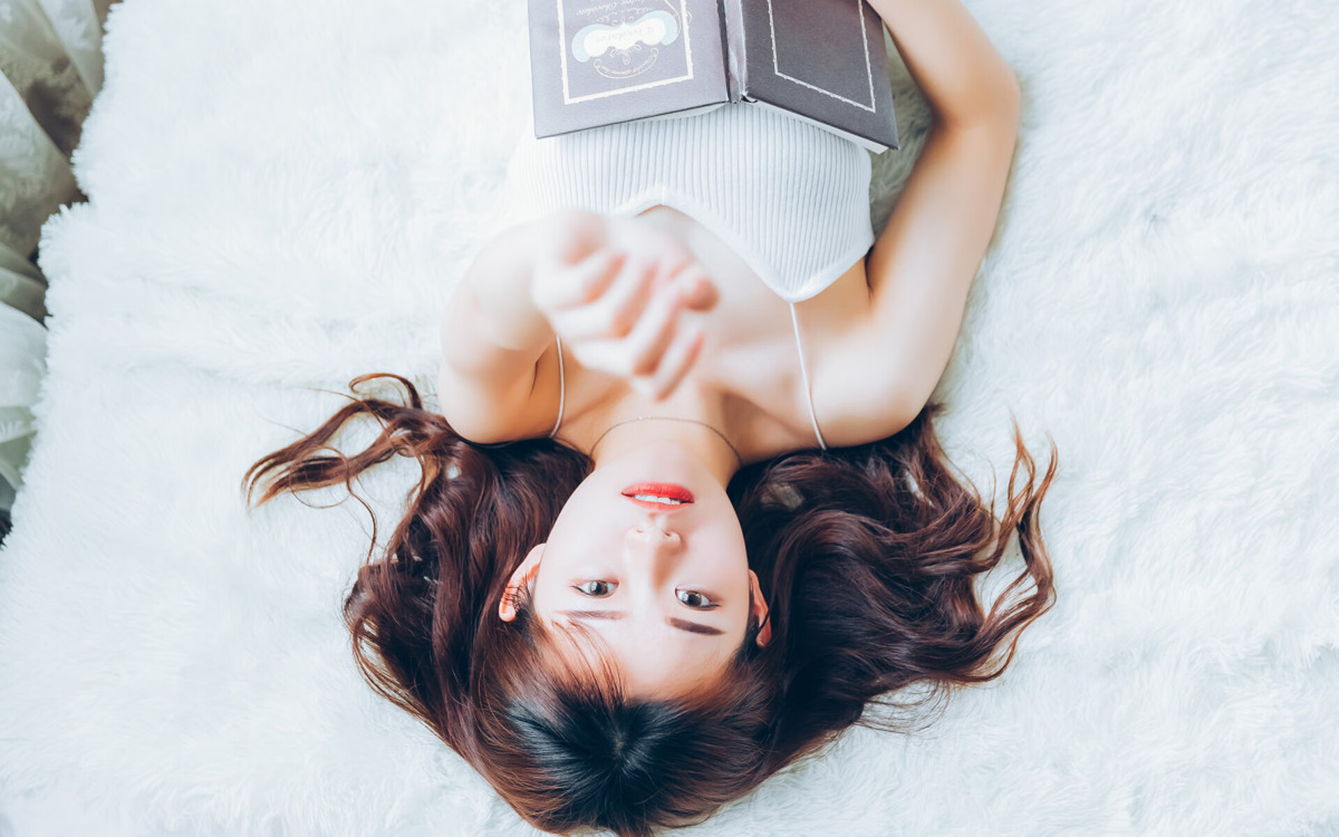 舞台愈大愈强,从富安健洋的成长到阿尔及利亚的智慧