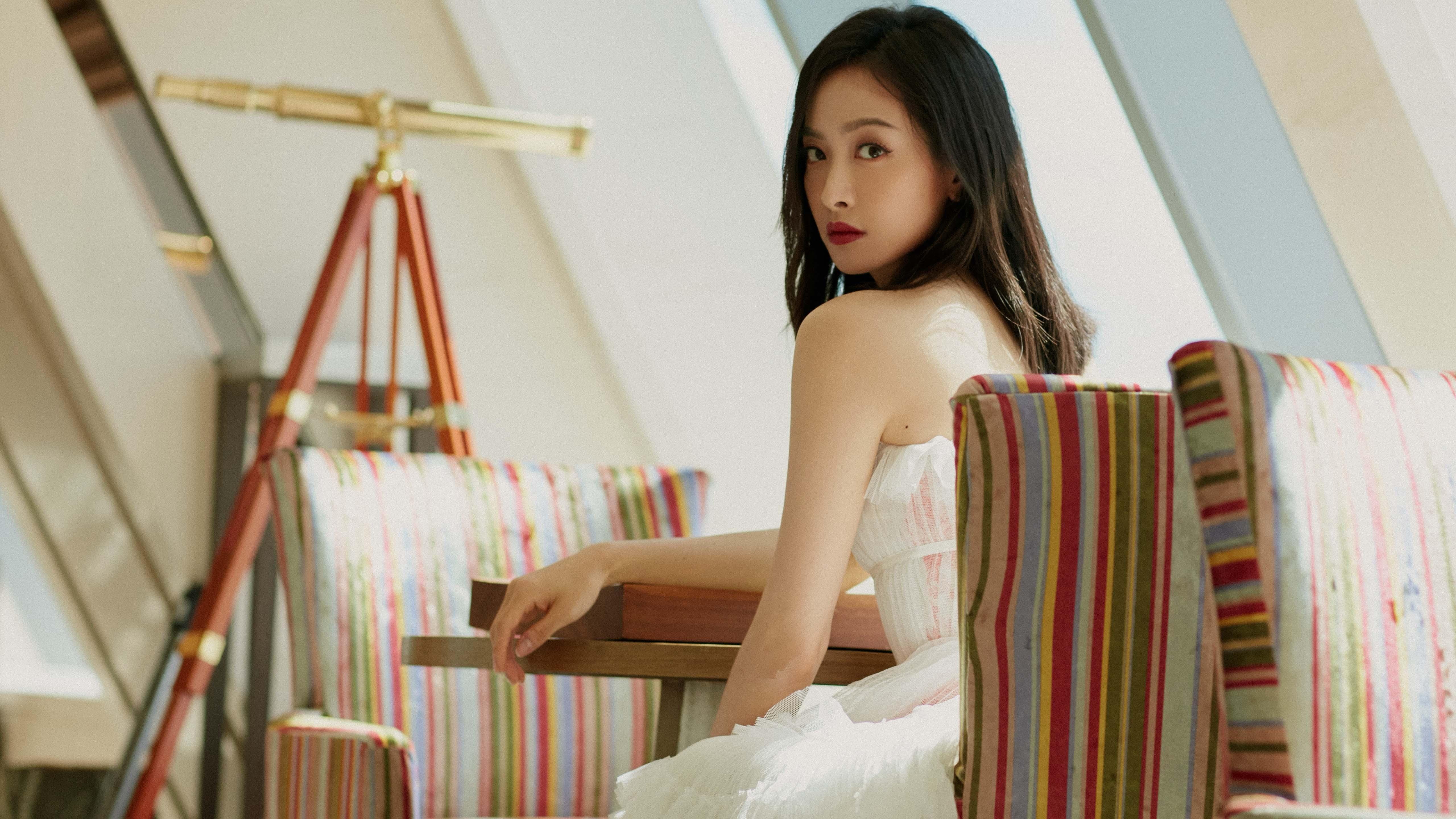 巴斯托尼点燃赛场，曼联生死战取胜挪威